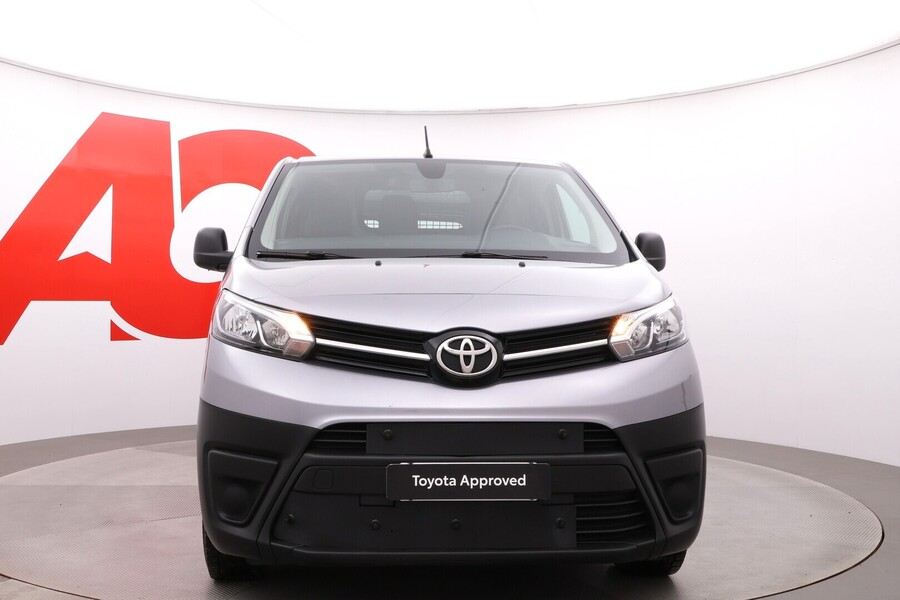 Toyota Proace vaihtoauto