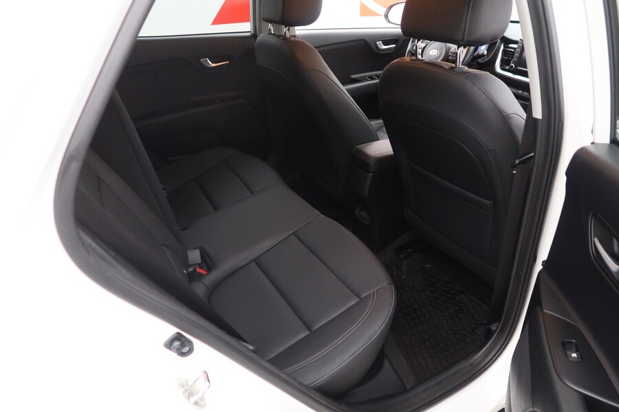 Kia Stonic vaihtoauto