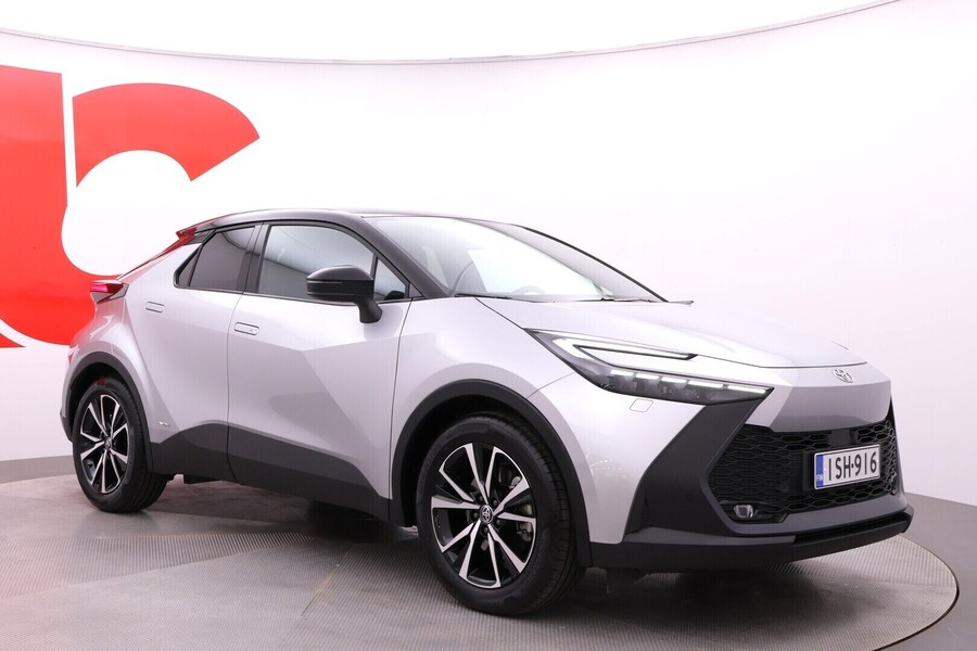 Toyota C-HR vaihtoauto