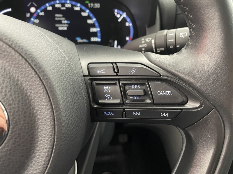 Toyota Yaris Cross vaihtoauto