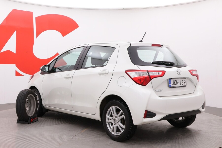 Toyota Yaris vaihtoauto