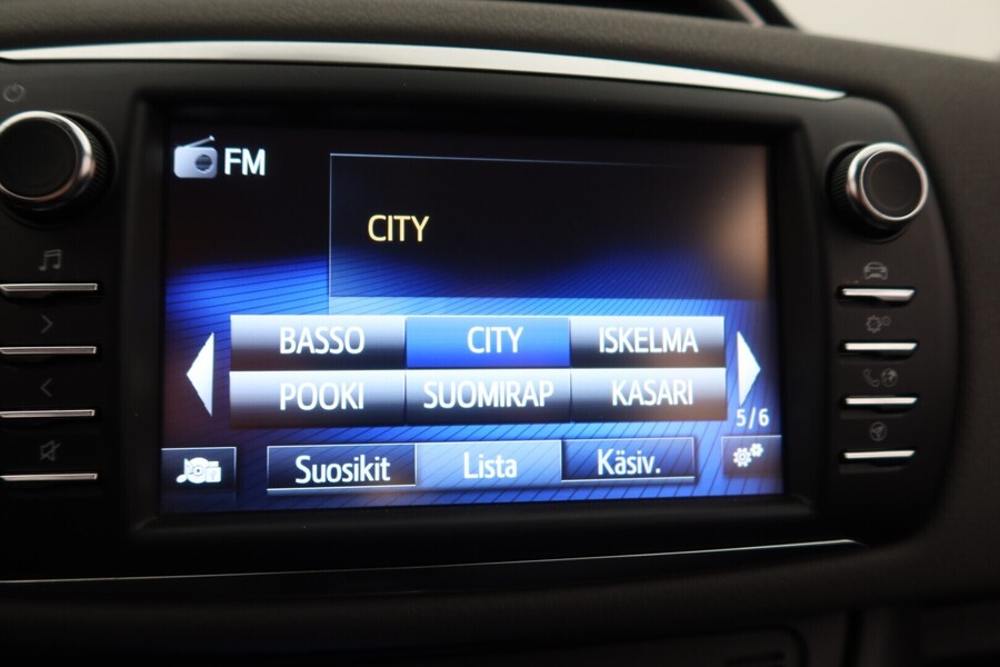 Toyota Yaris vaihtoauto