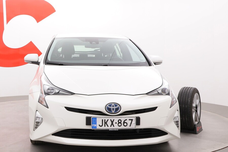 Toyota Prius vaihtoauto