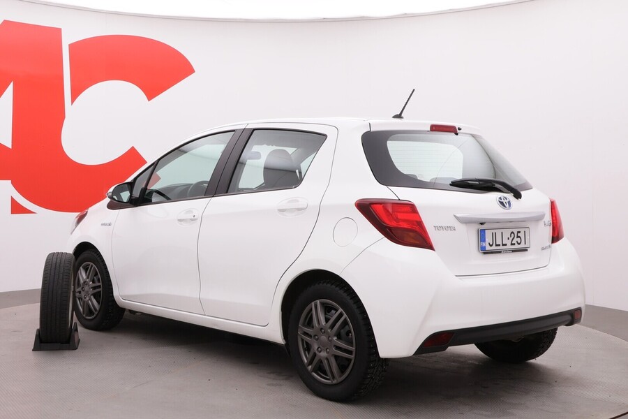 Toyota Yaris vaihtoauto