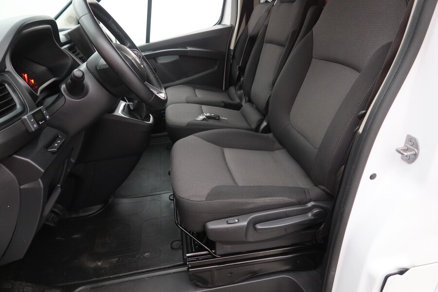 Renault Trafic vaihtoauto