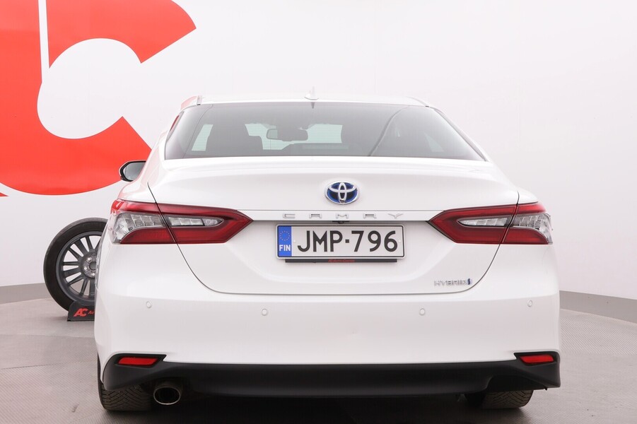 Toyota Camry vaihtoauto