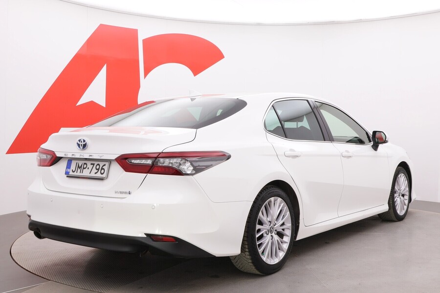 Toyota Camry vaihtoauto