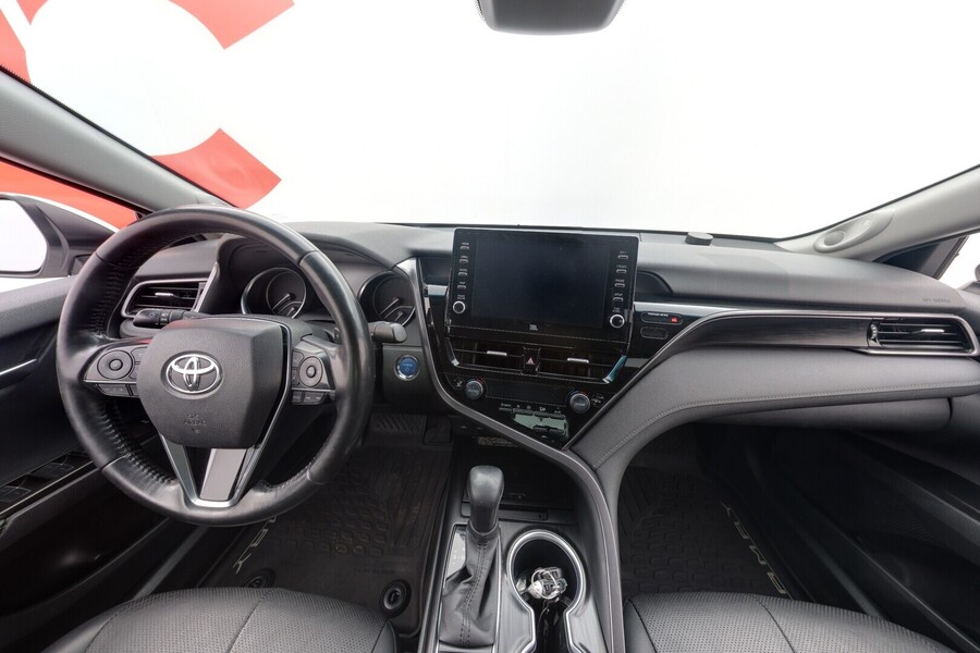 Toyota Camry vaihtoauto