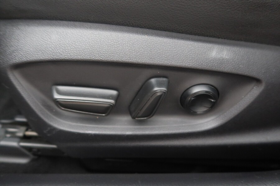 Toyota Camry vaihtoauto