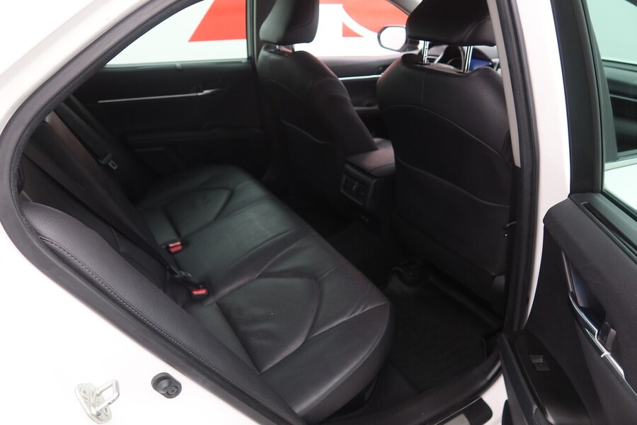 Toyota Camry vaihtoauto