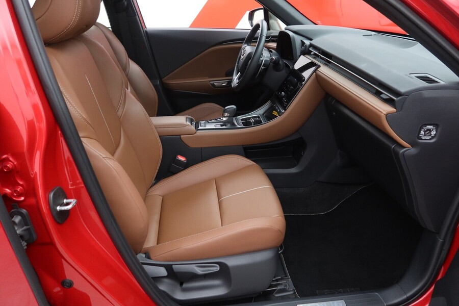 Lexus LBX vaihtoauto