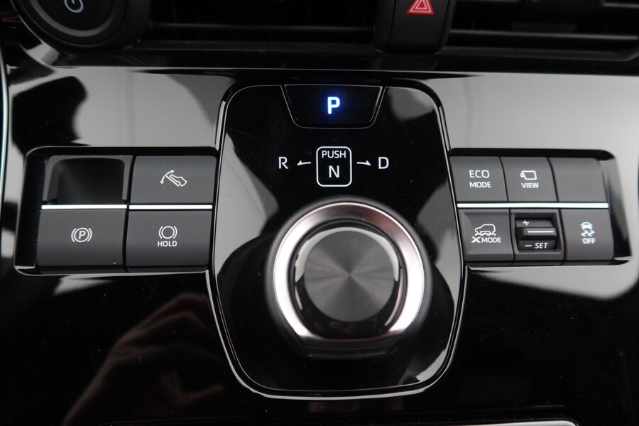 Toyota bZ4X vaihtoauto