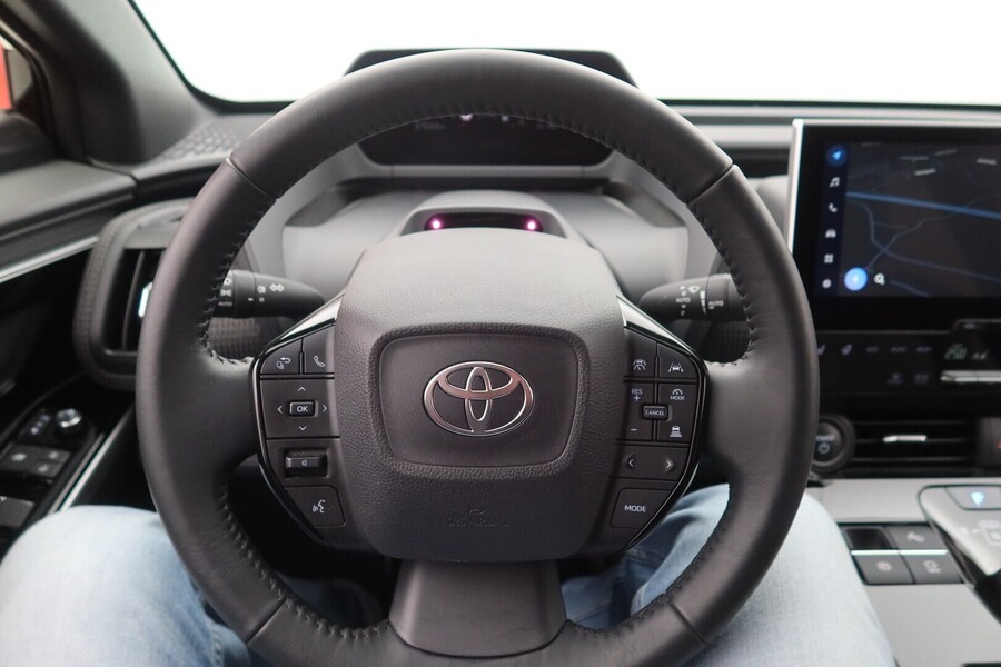 Toyota bZ4X vaihtoauto