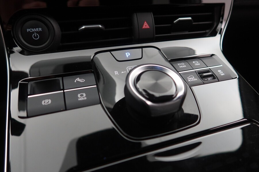 Toyota bZ4X vaihtoauto