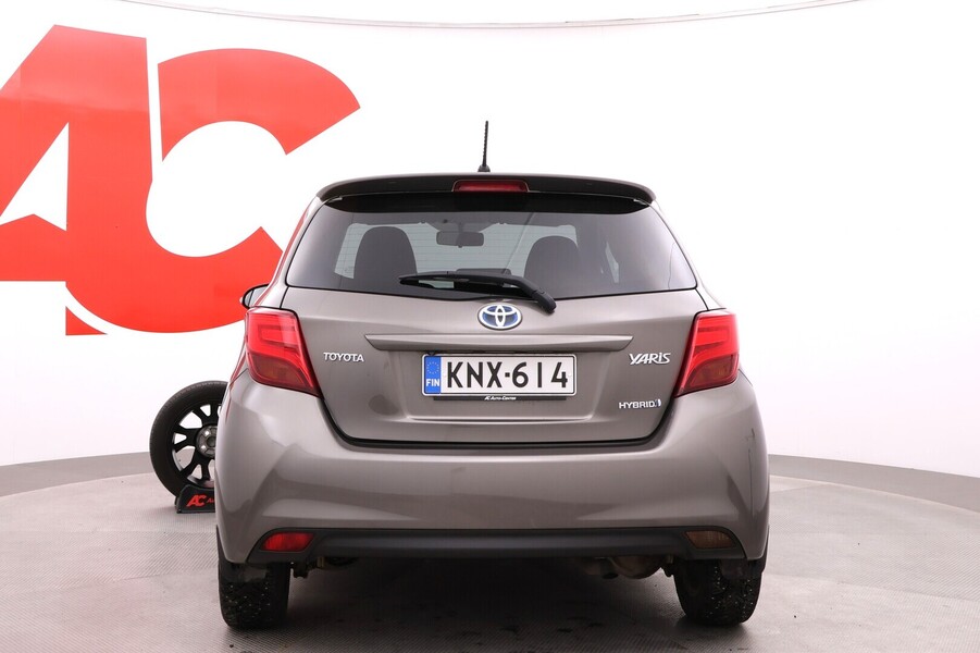 Toyota Yaris vaihtoauto