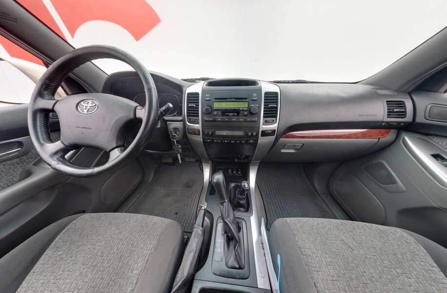 Toyota Land Cruiser vaihtoauto