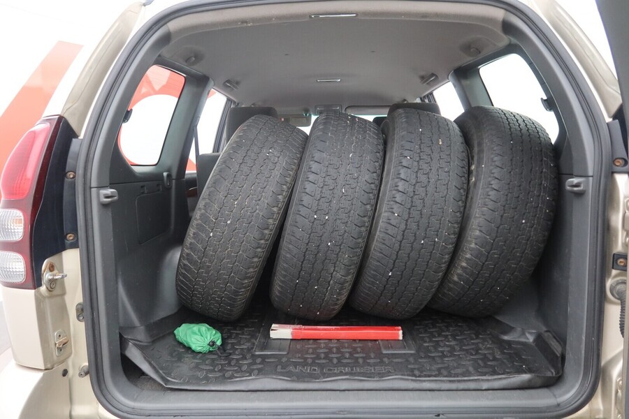 Toyota Land Cruiser vaihtoauto