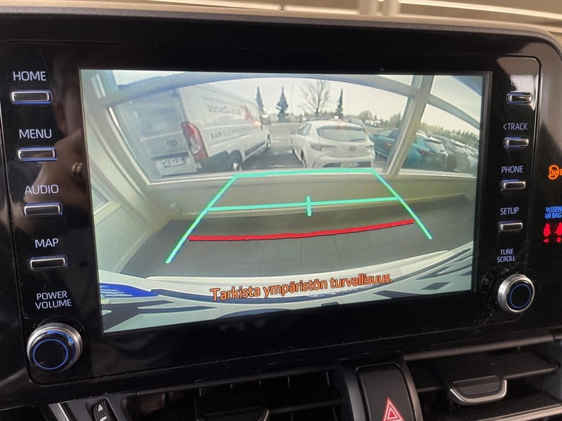 Toyota C-HR vaihtoauto