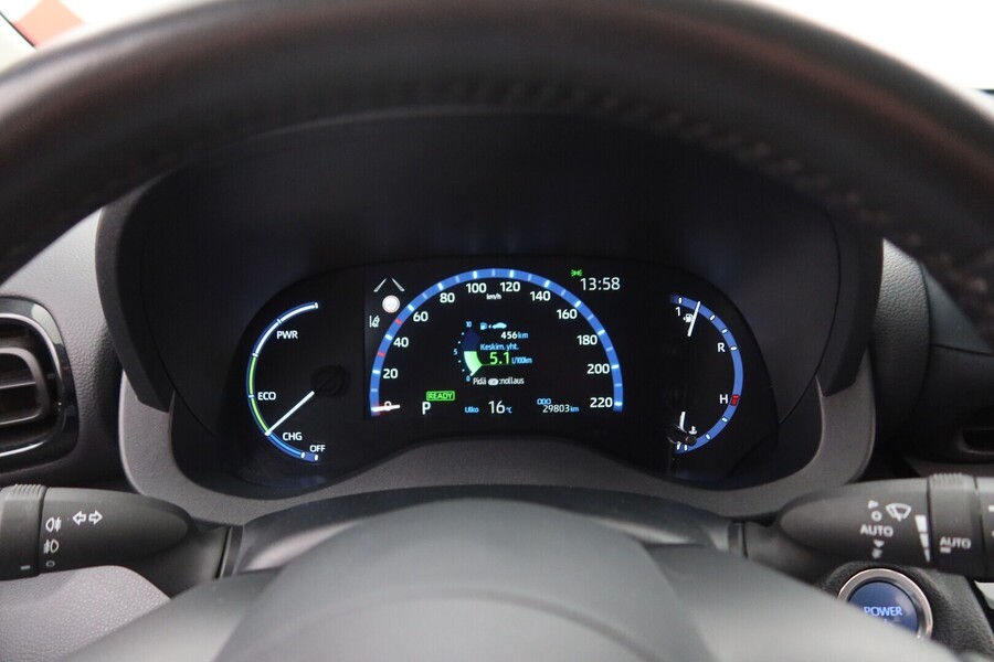 Toyota Yaris Cross vaihtoauto
