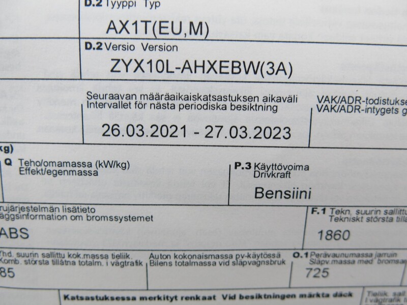 Toyota C-HR vaihtoauto