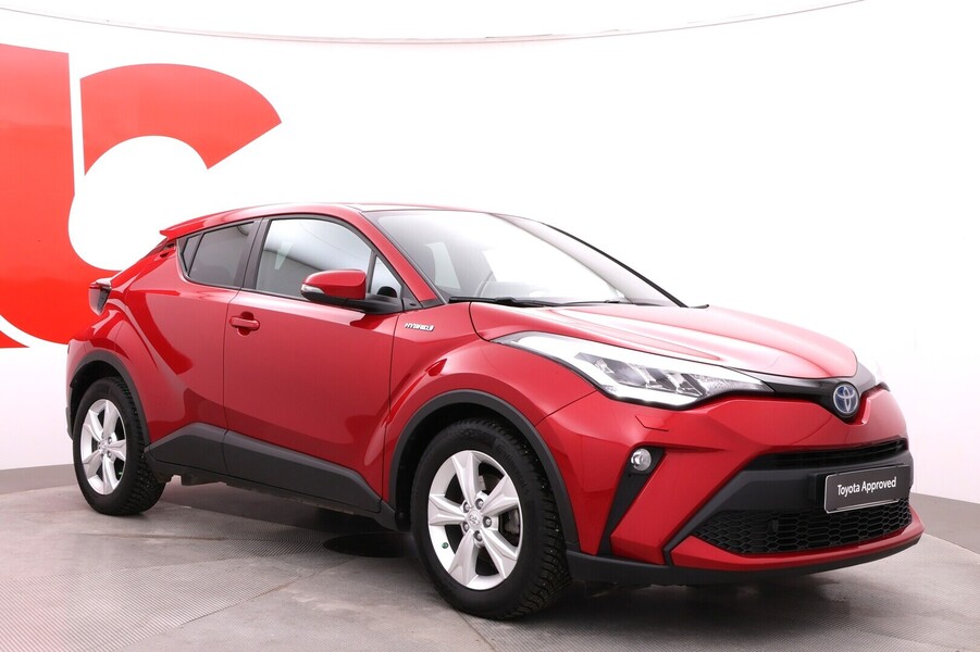 Toyota C-HR vaihtoauto