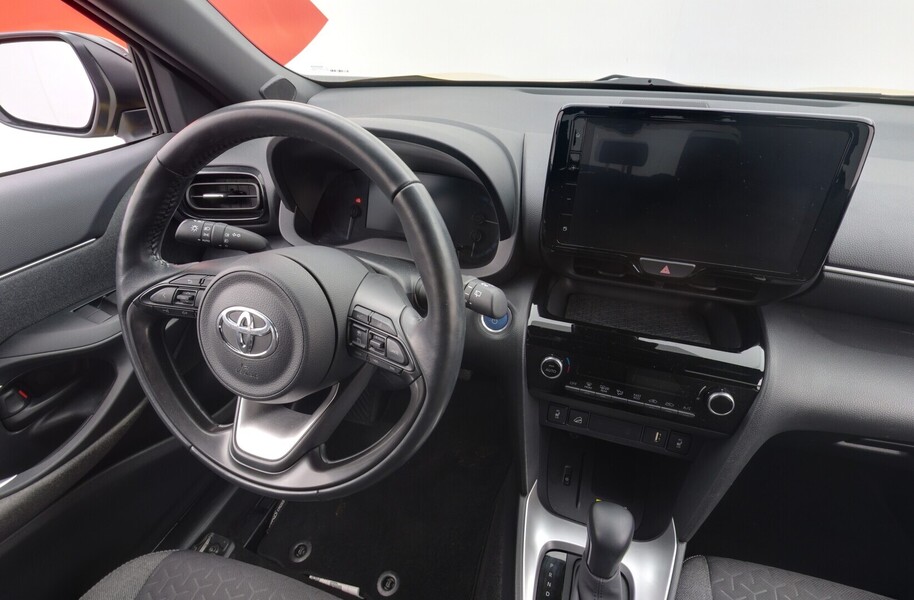 Toyota Yaris Cross vaihtoauto