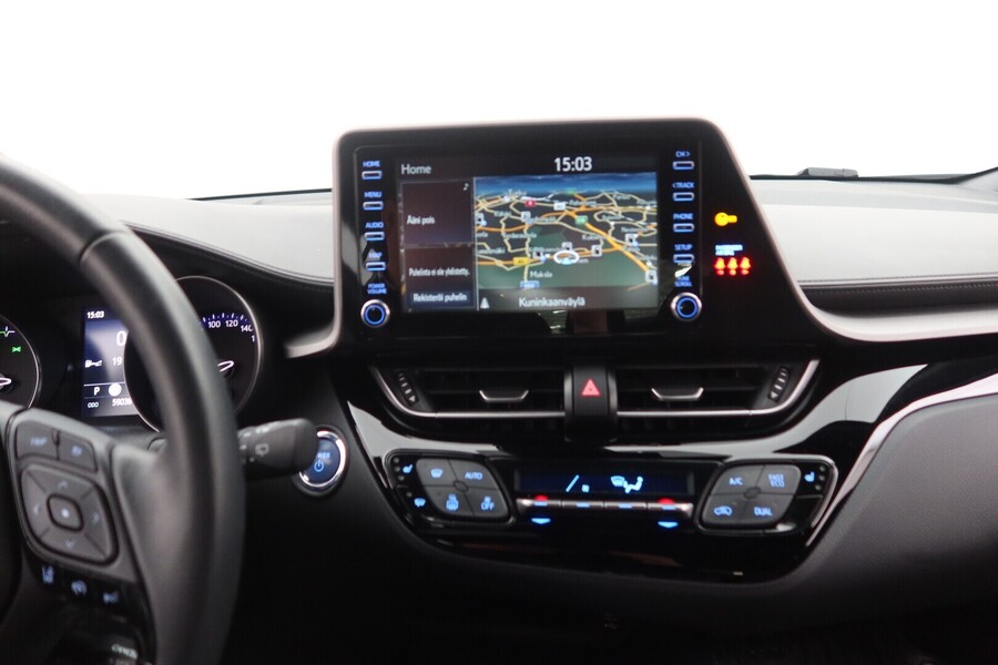 Toyota C-HR vaihtoauto