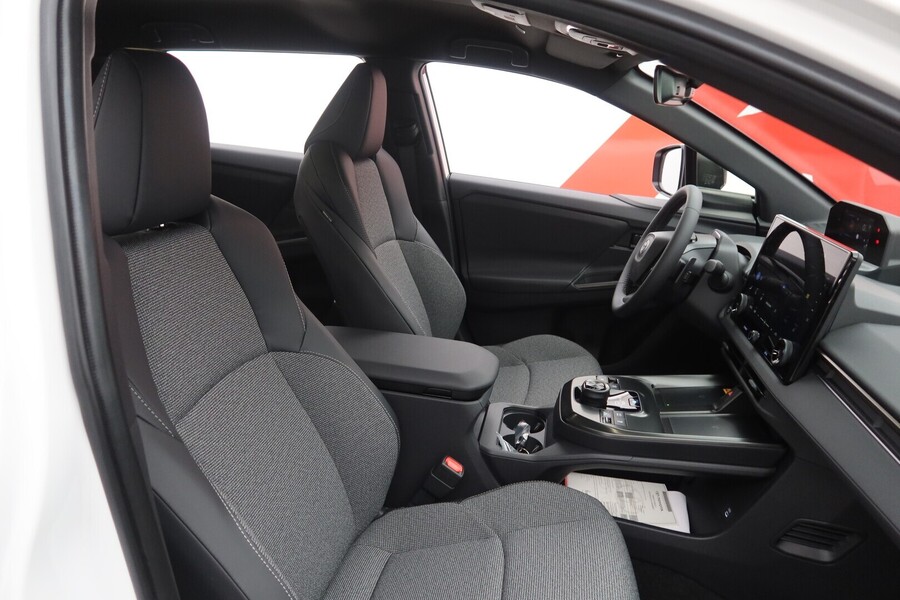 Toyota bZ4X vaihtoauto