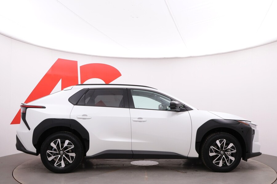 Toyota bZ4X vaihtoauto