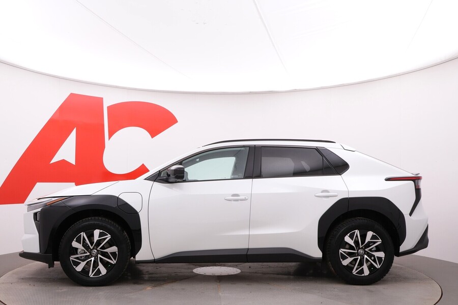 Toyota bZ4X vaihtoauto