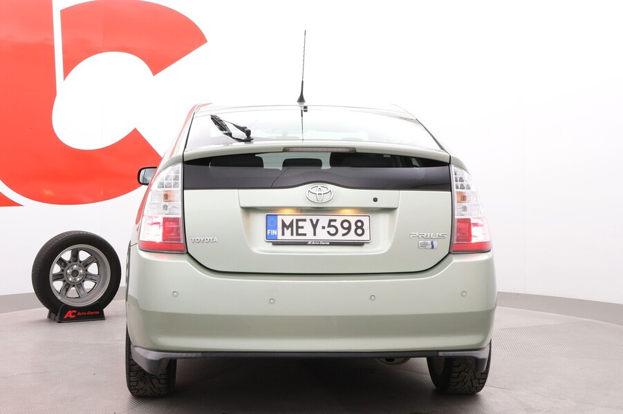 Toyota Prius vaihtoauto