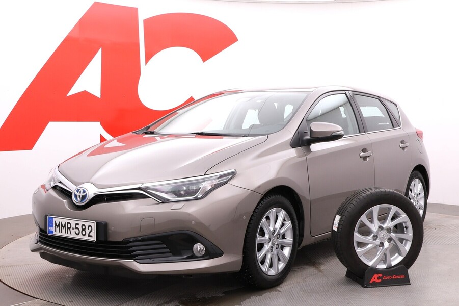 Toyota Auris vaihtoauto
