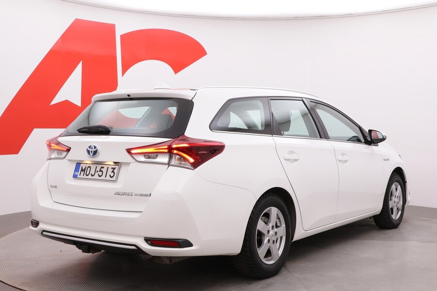 Toyota Auris vaihtoauto
