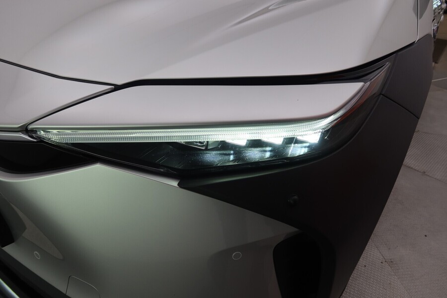 Toyota bZ4X vaihtoauto