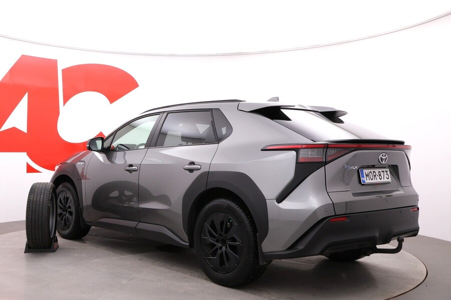 Toyota bZ4X vaihtoauto