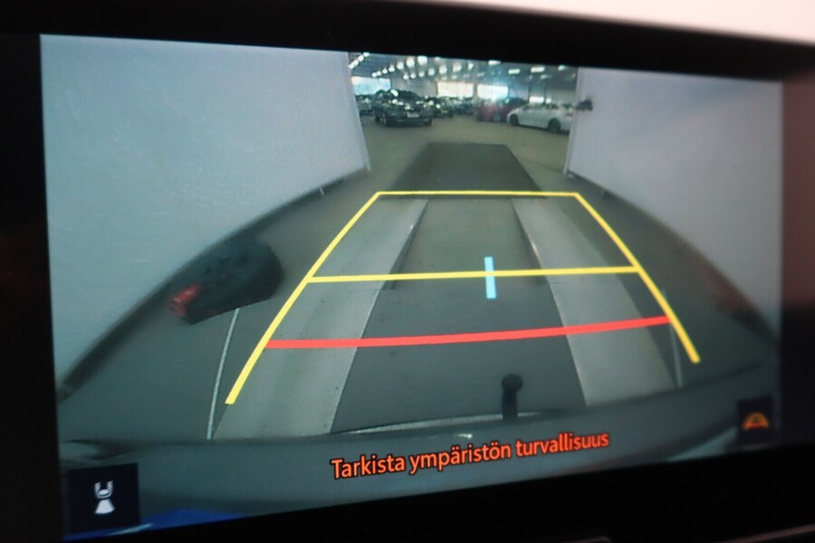 Toyota bZ4X vaihtoauto