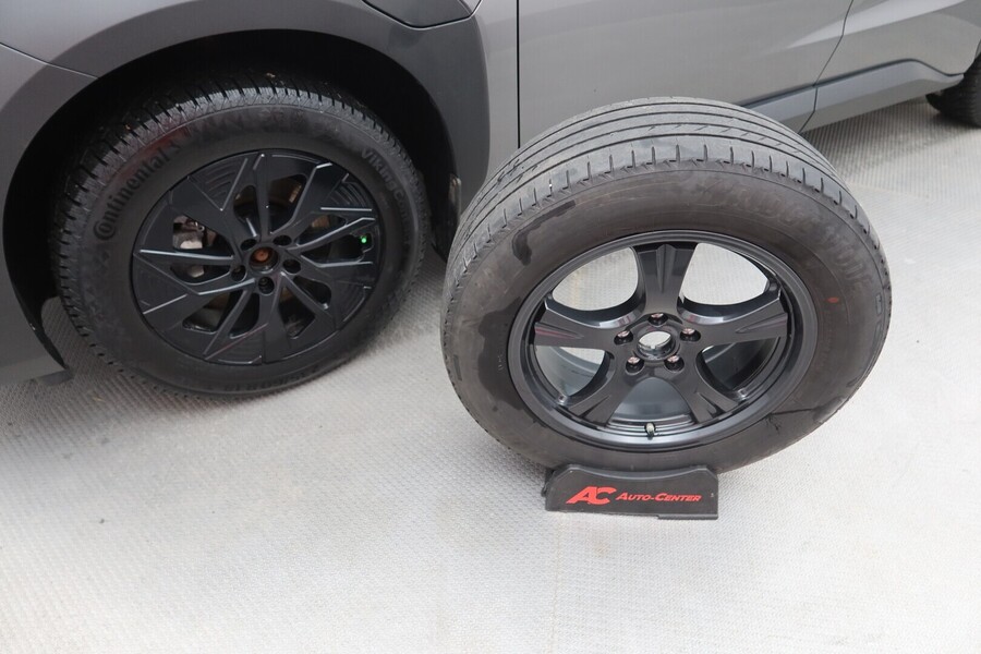 Toyota bZ4X vaihtoauto