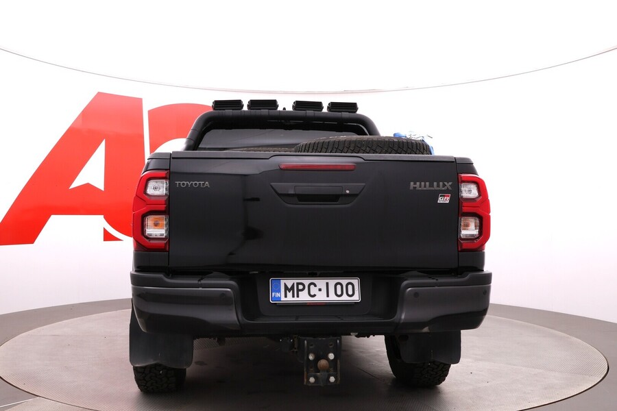 Toyota Hilux vaihtoauto