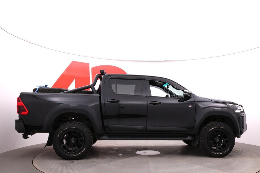 Toyota Hilux vaihtoauto