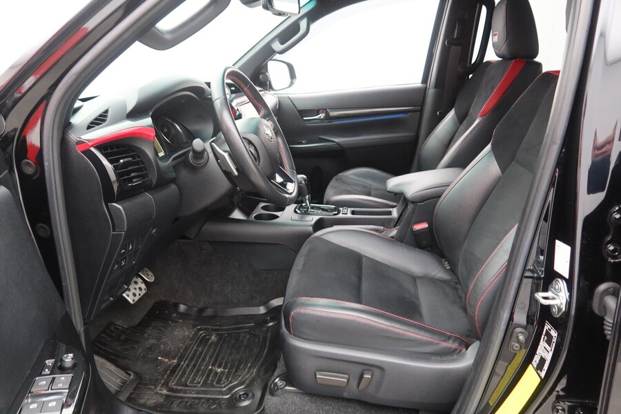 Toyota Hilux vaihtoauto