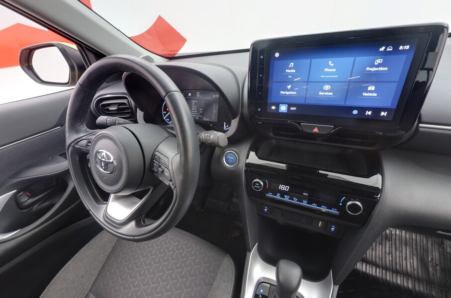 Toyota Yaris Cross vaihtoauto