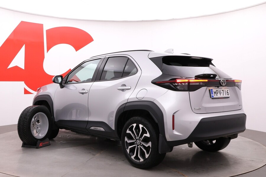 Toyota Yaris Cross vaihtoauto