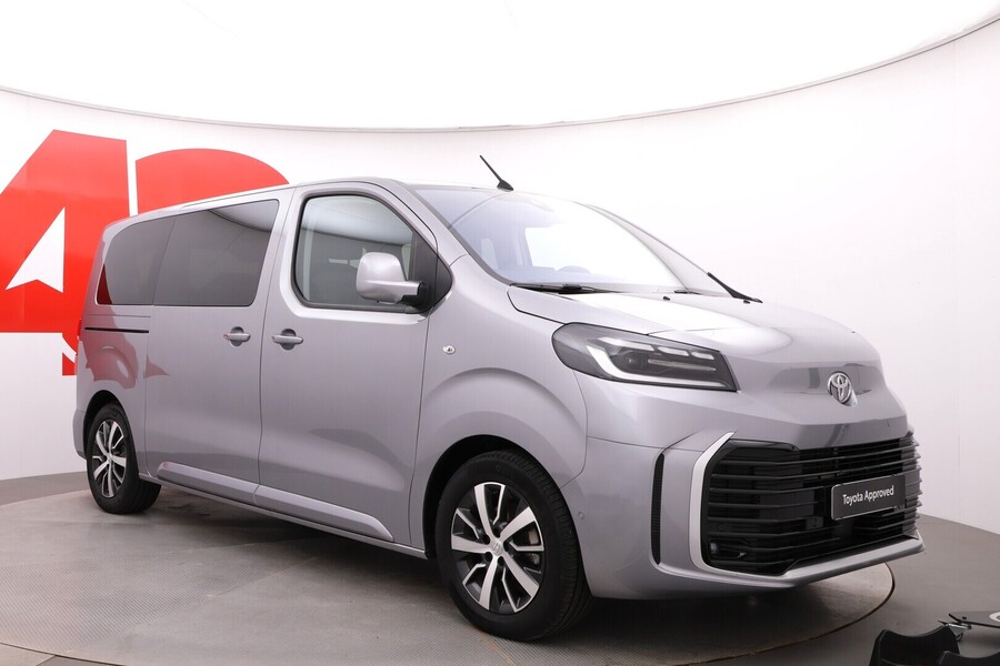 Toyota Proace Verso vaihtoauto