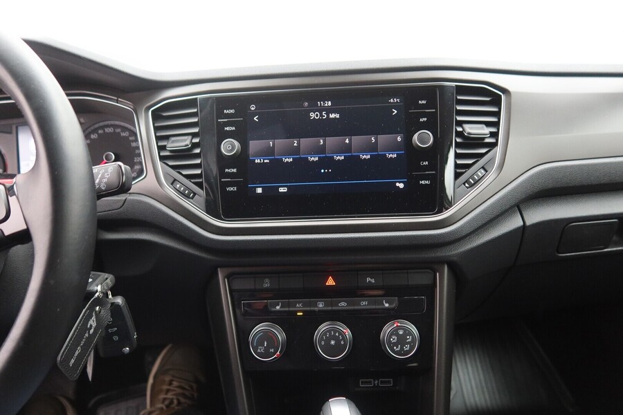 Volkswagen T-Roc vaihtoauto