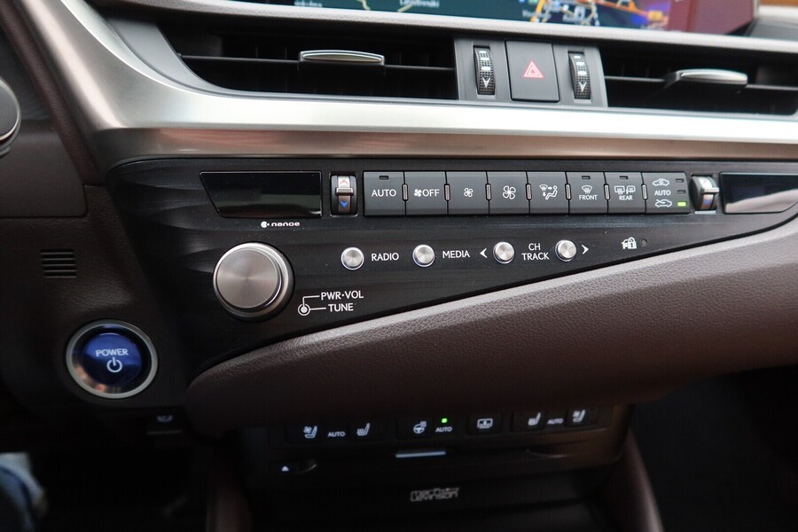 Lexus ES vaihtoauto