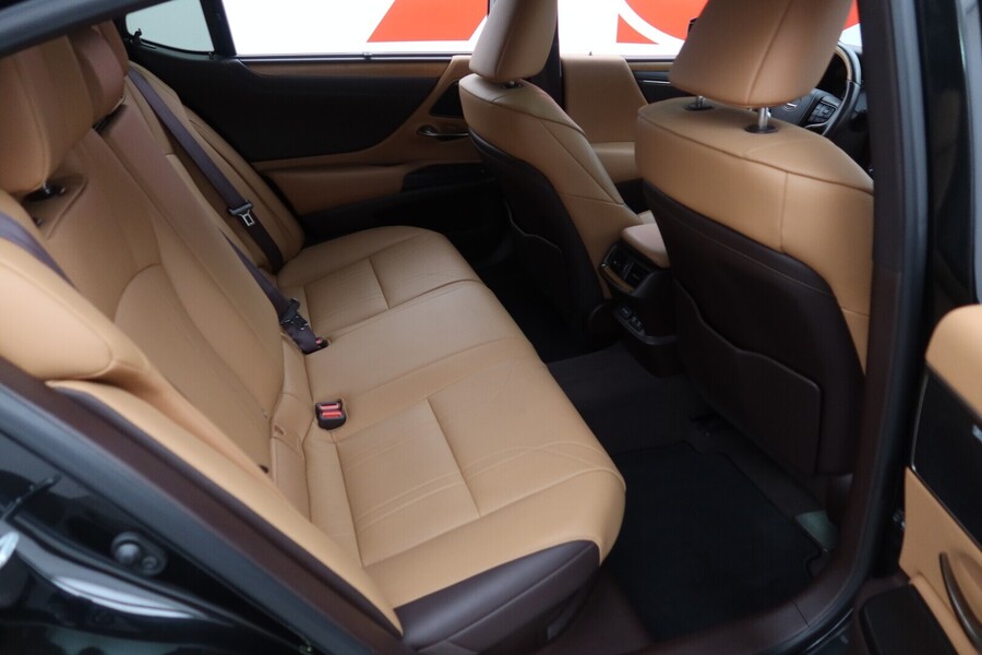 Lexus ES vaihtoauto
