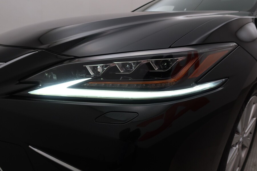 Lexus ES vaihtoauto