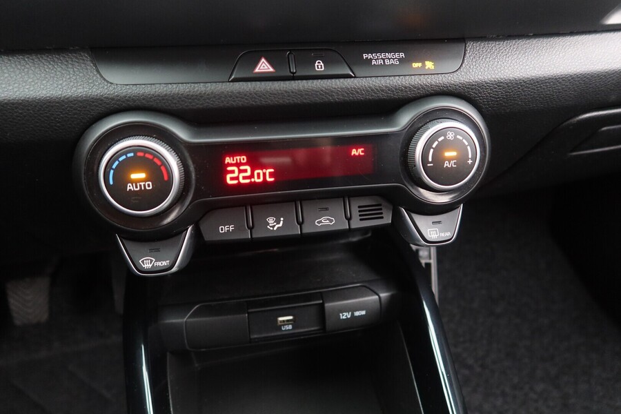 Kia Stonic vaihtoauto