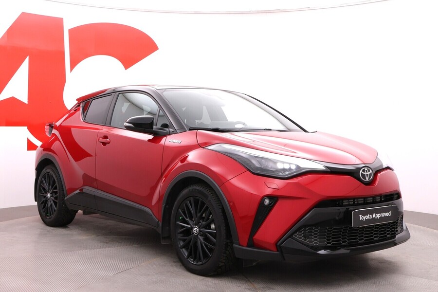 Toyota C-HR vaihtoauto