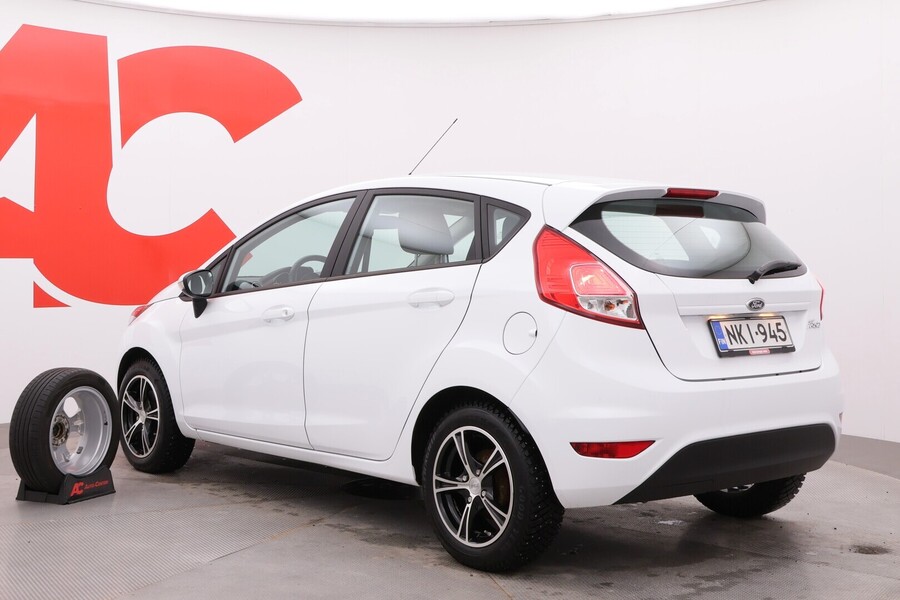 Ford Fiesta vaihtoauto